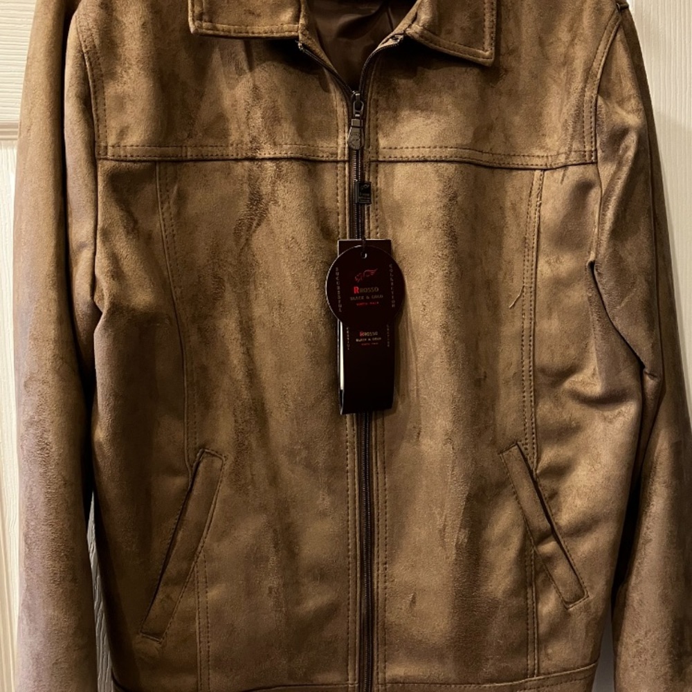 Men's Tan Jacket with Zipper Closure